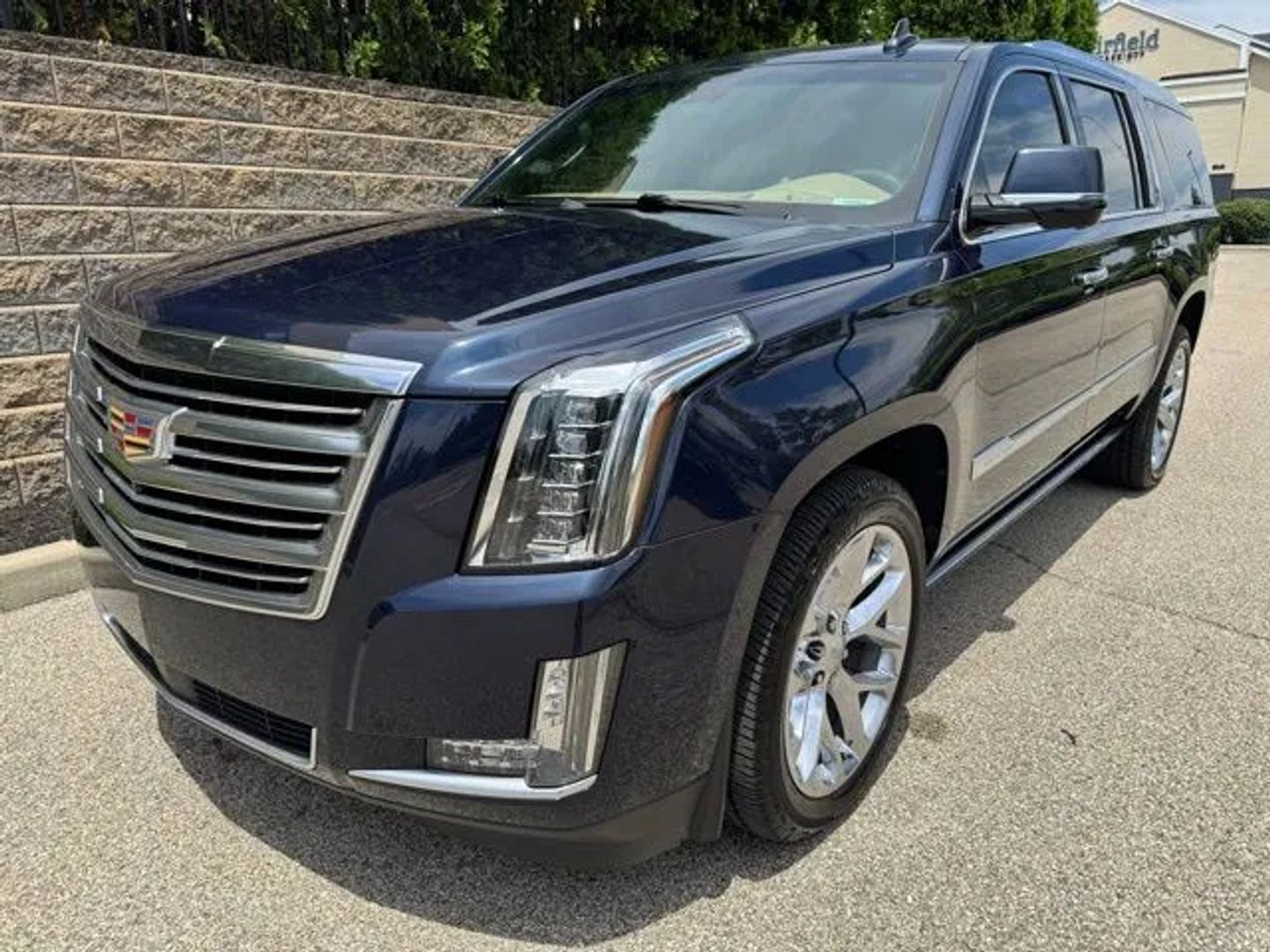 cadillac escalade esv 2018 1GYS4KKJ4JR253876 image cadillac escalade esv 2018 1GYS4KKJ4JR253876 image